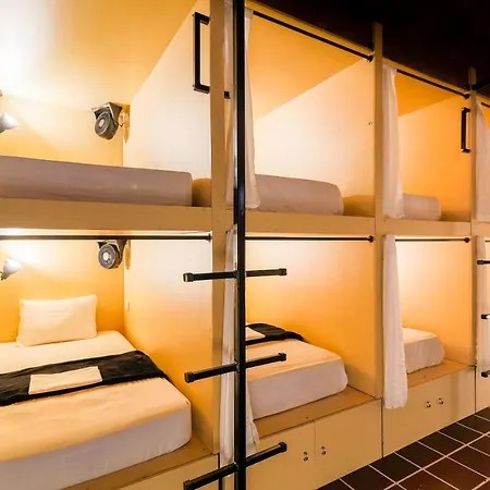 Capsule Hostel-2